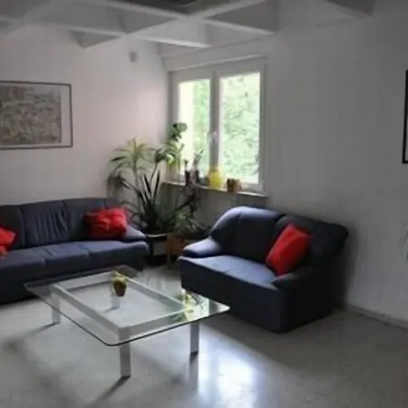 Eduard-Heinrich-Haus, Hostel Хостел