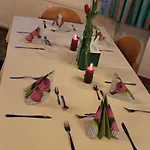 Eduard-heinrich-haus, Hostal