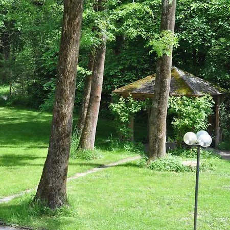 Eduard-Heinrich-Haus, Hostel